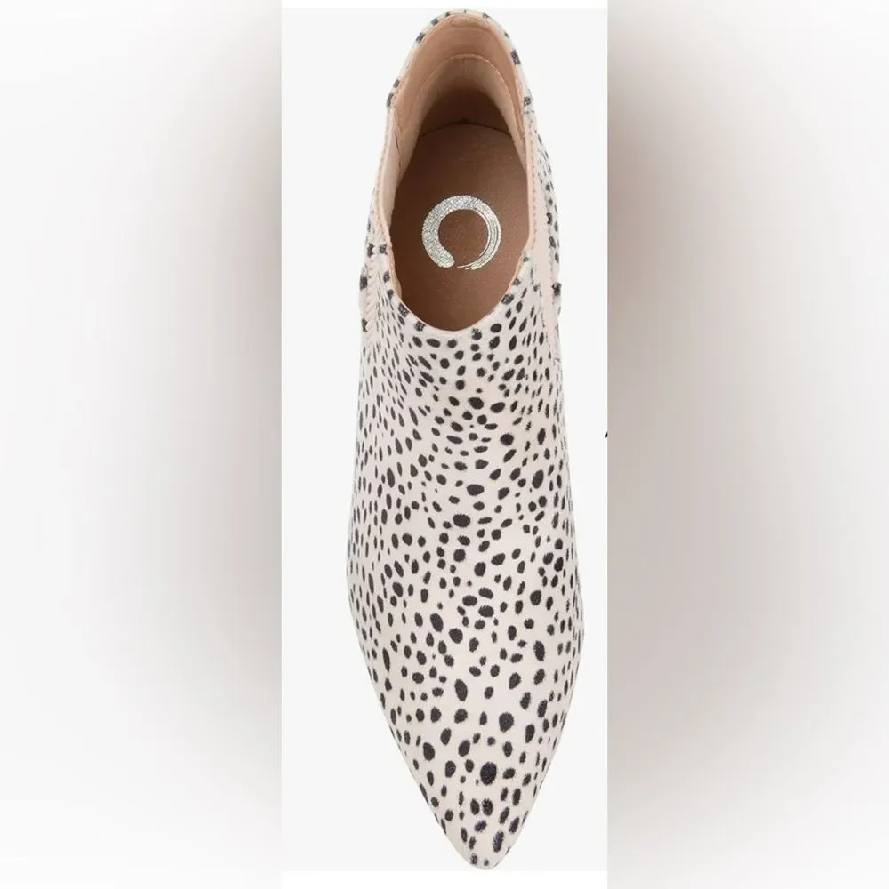 NIB Journeys Collection Stylish Black and Cream Animal Print Ankle Boots Sz 6 - Picture 2 of 5